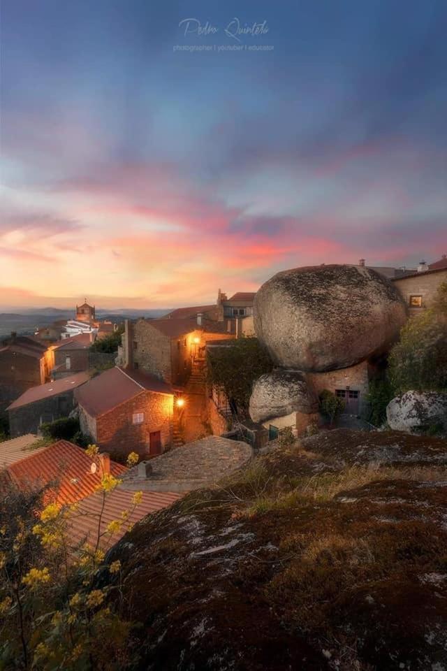 הוילה מונסנטו Casa Do Miradouro מראה חיצוני תמונה